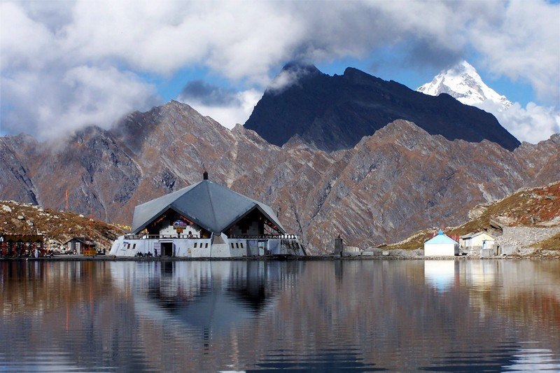 hemkund-sahib-gurudwara-sri-hemkunt-sahib-img